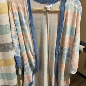 Lularoe Tracy sweater